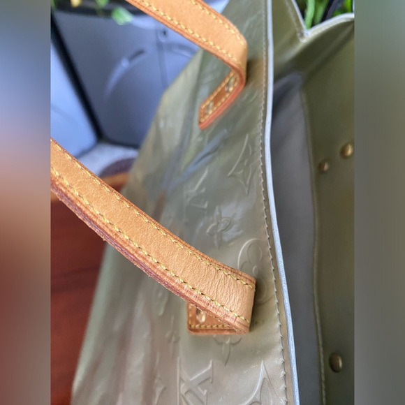 Louis Vuitton Green Vernis Monogram Tote - Picture 15 of 16